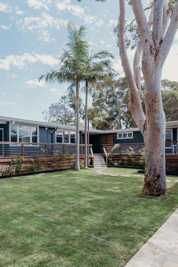 Nelson Palms Motel